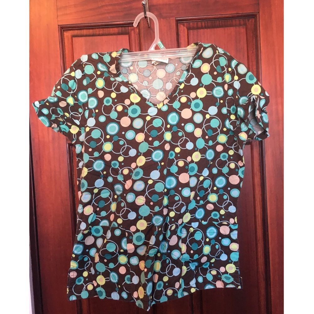 Scrub top